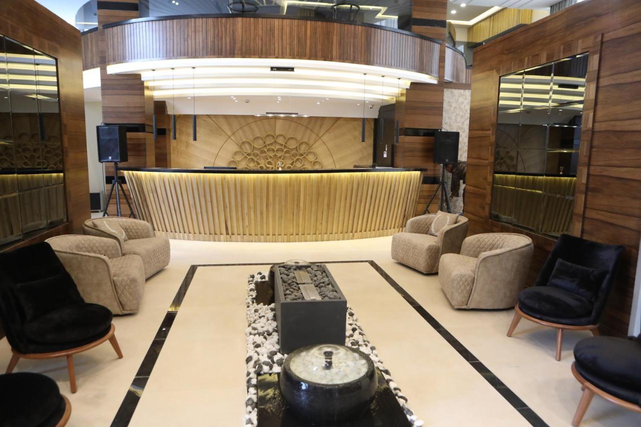 عمان فندق صحارى الخليج Sahara Gulf Hotel Apartments المظهر الخارجي الصورة