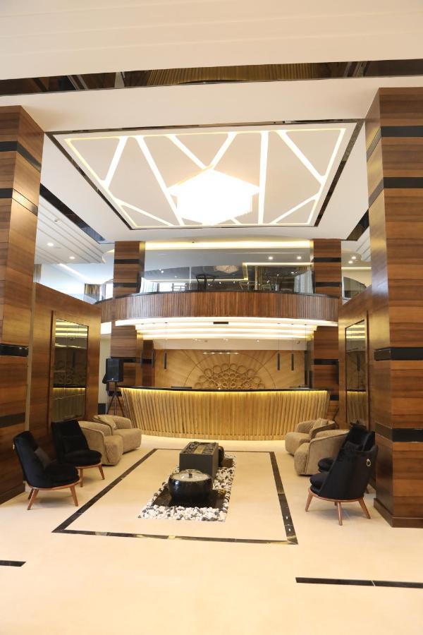 عمان فندق صحارى الخليج Sahara Gulf Hotel Apartments المظهر الخارجي الصورة