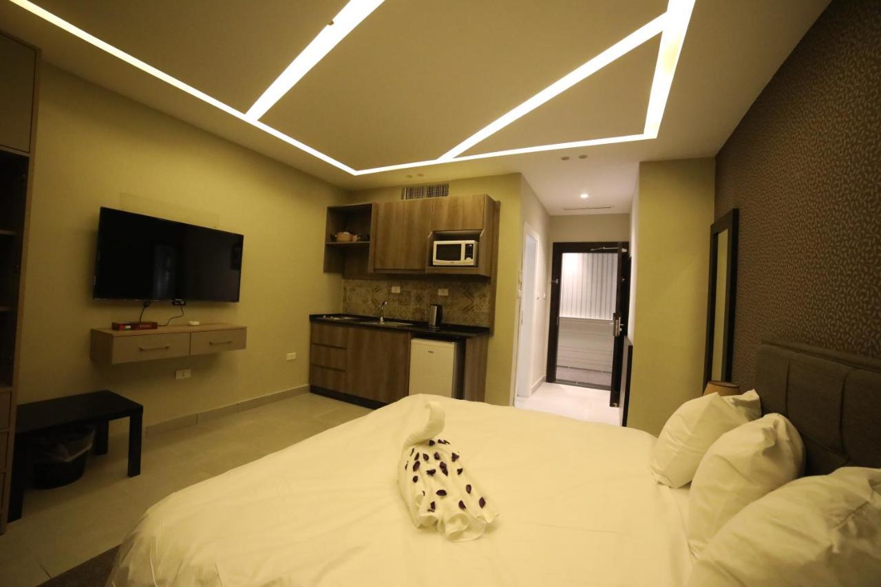 عمان فندق صحارى الخليج Sahara Gulf Hotel Apartments المظهر الخارجي الصورة