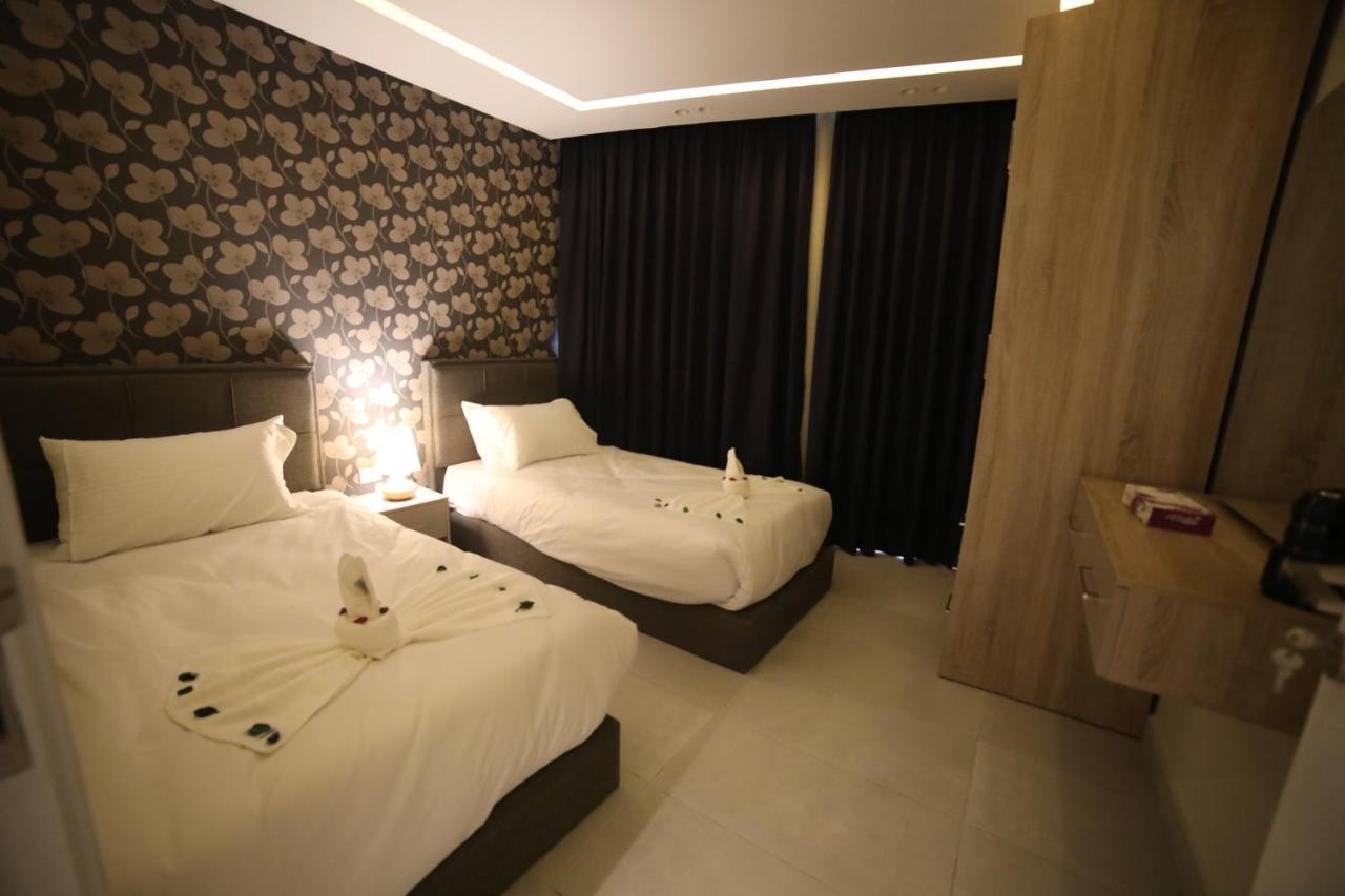 عمان فندق صحارى الخليج Sahara Gulf Hotel Apartments المظهر الخارجي الصورة