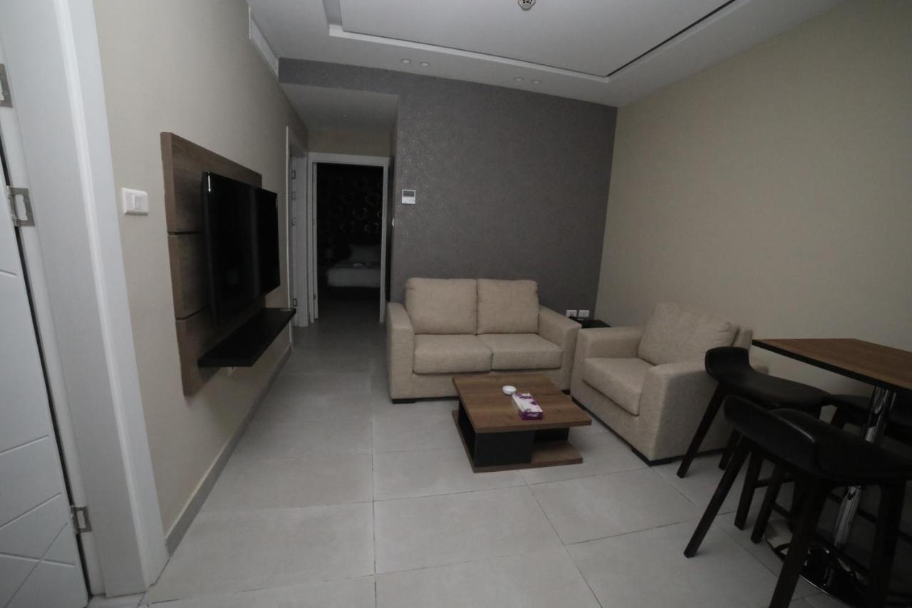 عمان فندق صحارى الخليج Sahara Gulf Hotel Apartments المظهر الخارجي الصورة